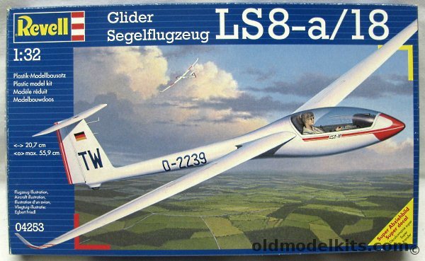 Revell 1/32 LS8-a/18 Glider - Austrian / Swiss /  Dutch / French / British / American, 04253 plastic model kit